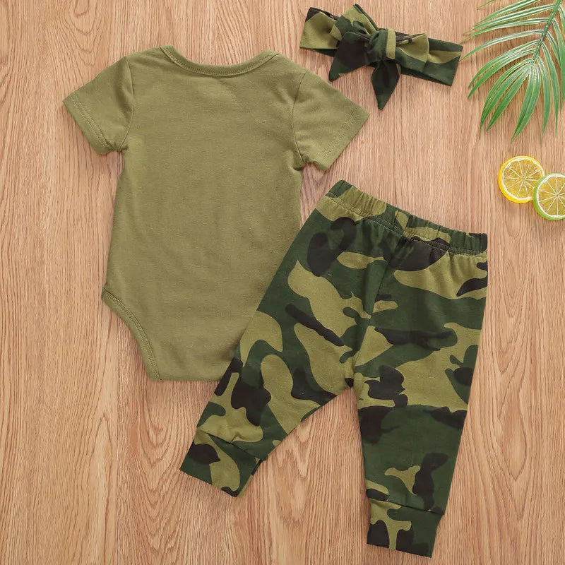 Chic Baby Summer Clothing Set: Camouflage Bodysuit, Pants & Headband