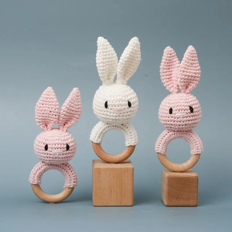Gentle Relief: Wooden Baby Teether Rattle - Natural Comfort for Teething Tots - Pretty & Polished