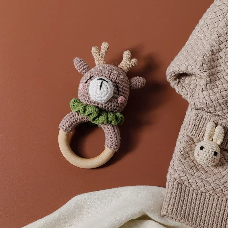 Gentle Relief: Wooden Baby Teether Rattle - Natural Comfort for Teething Tots - Pretty & Polished