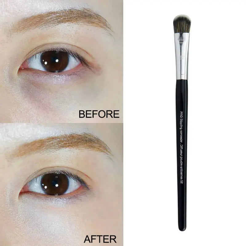 Flat Head Concealer Brush – Precision Full Coverage Application