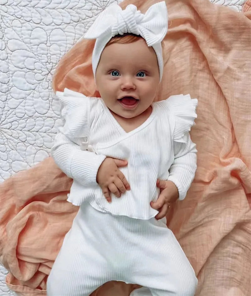 Adorable Newborn Girl Spring Outfit Set – Comfort Meets Style!