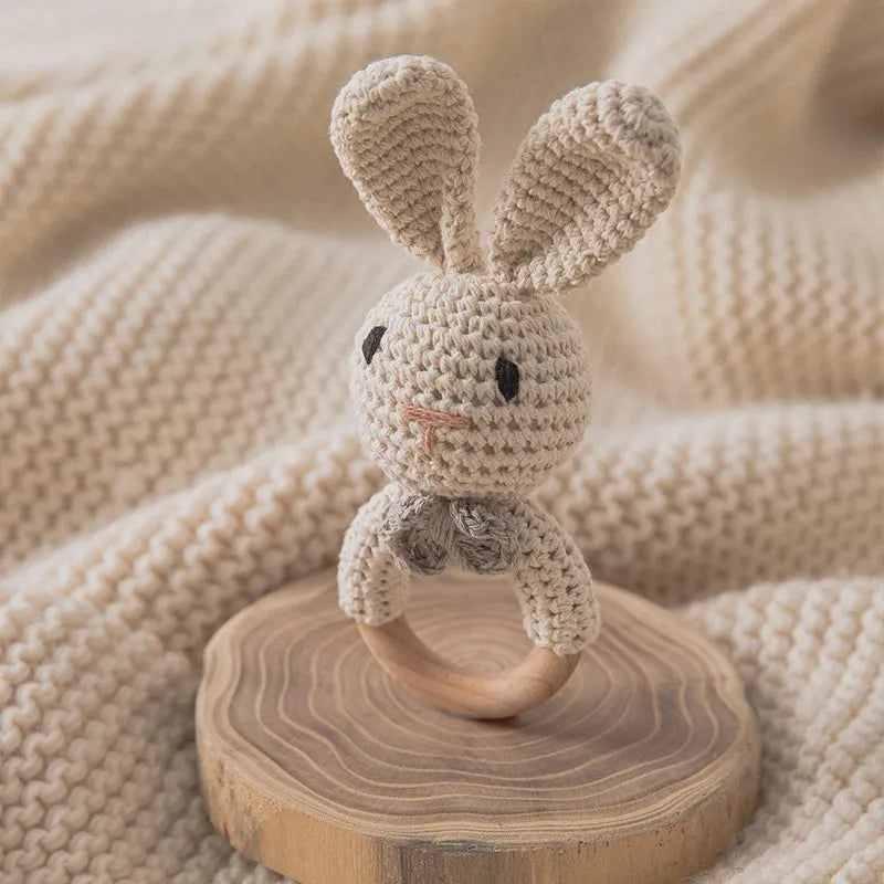 Gentle Relief: Wooden Baby Teether Rattle - Natural Comfort for Teething Tots - Pretty & Polished