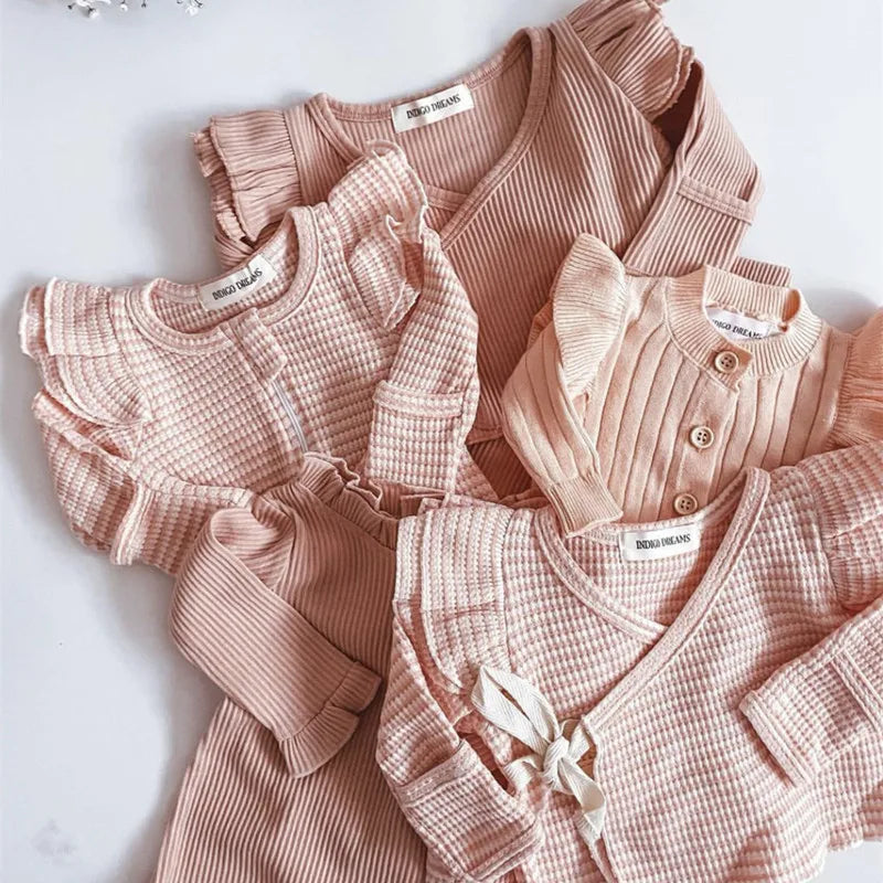 Adorable Newborn Girl Spring Outfit Set – Comfort Meets Style!