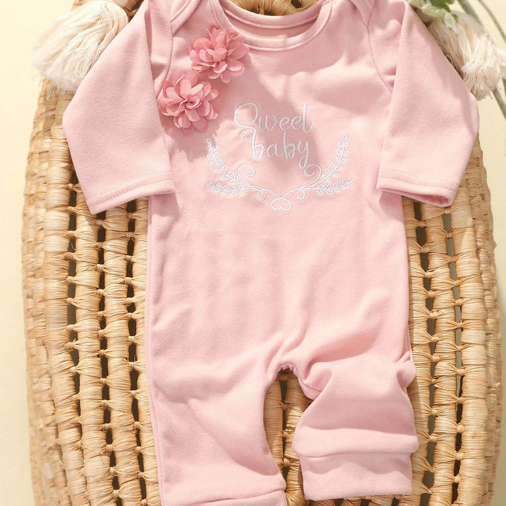 Charming Newborn Floral Cotton Rompers with Matching Hat - Perfect 2-Piece Set for Your Little Princess