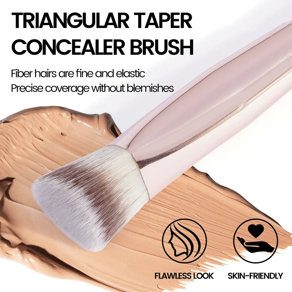 Triangle Concealer Brush